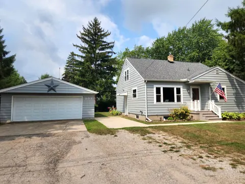 303 Yale Street, Bay City MI 48708 home for sale