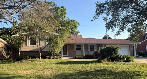 4415 Bradford Drive, Saginaw MI 48603 home for sale