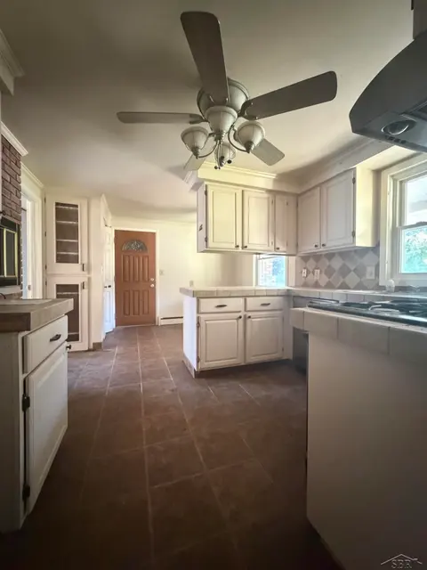 4415 Bradford Drive, Saginaw MI 48603 photo 2