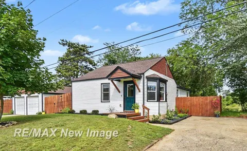 1370 N Thomas Road, Saginaw MI 48609 home for sale