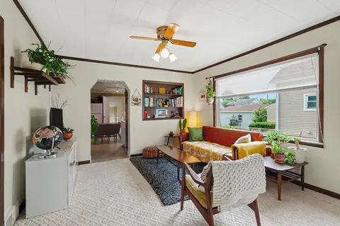 817 S Sherman Street, Bay City MI 48708 photo 4