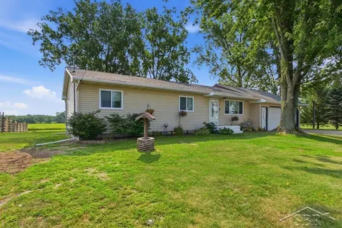 1309 Carter Road, Midland MI 48642 photo 2