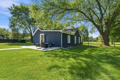 3233 E Gordonville Road, Midland MI 48640 photo 3