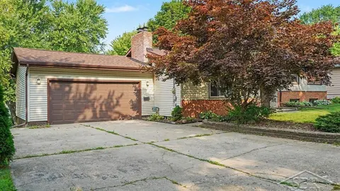 209 Westview Drive, Alma MI 48801 photo 2