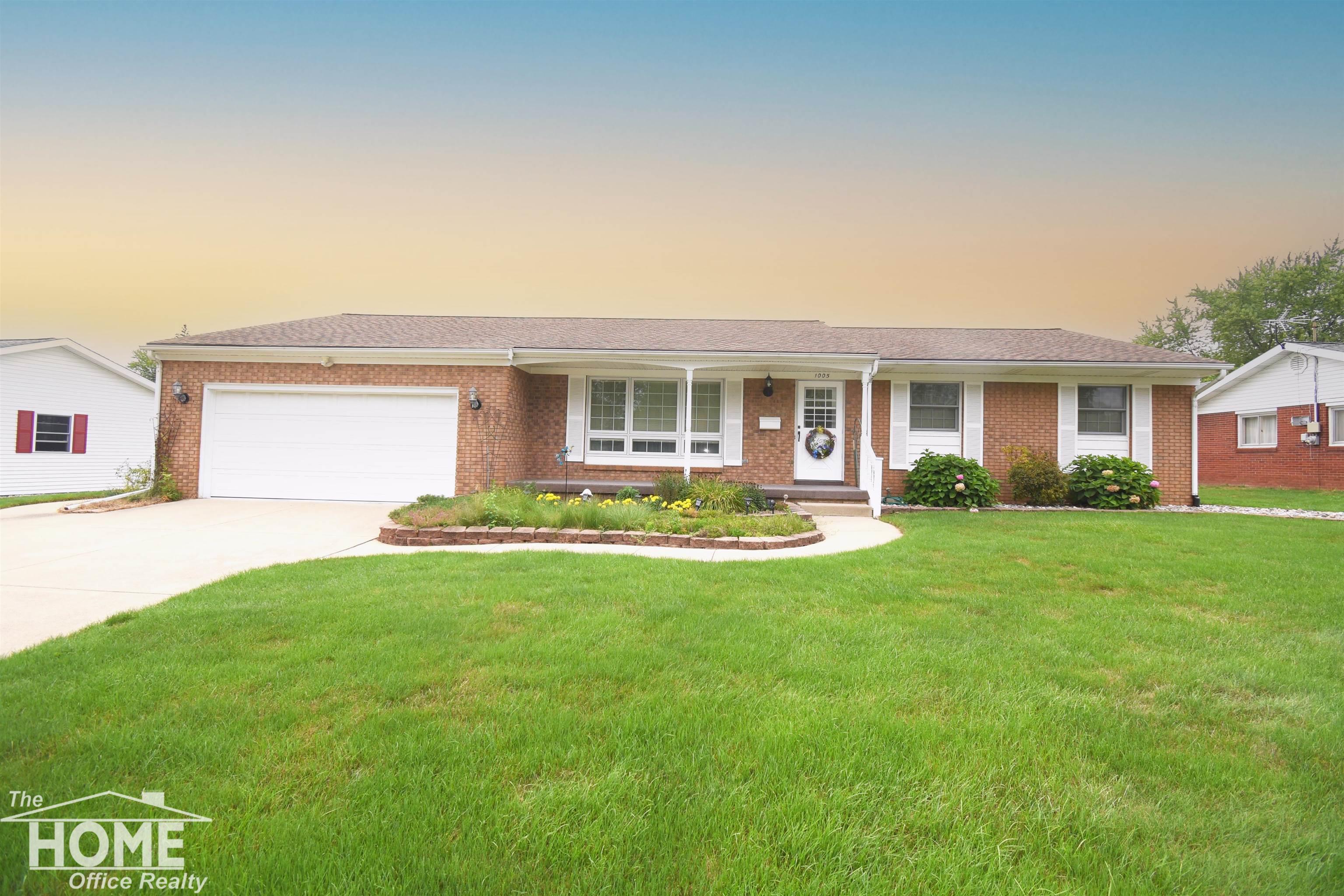 1005 Krust Drive, Owosso MI 48867 photo 1