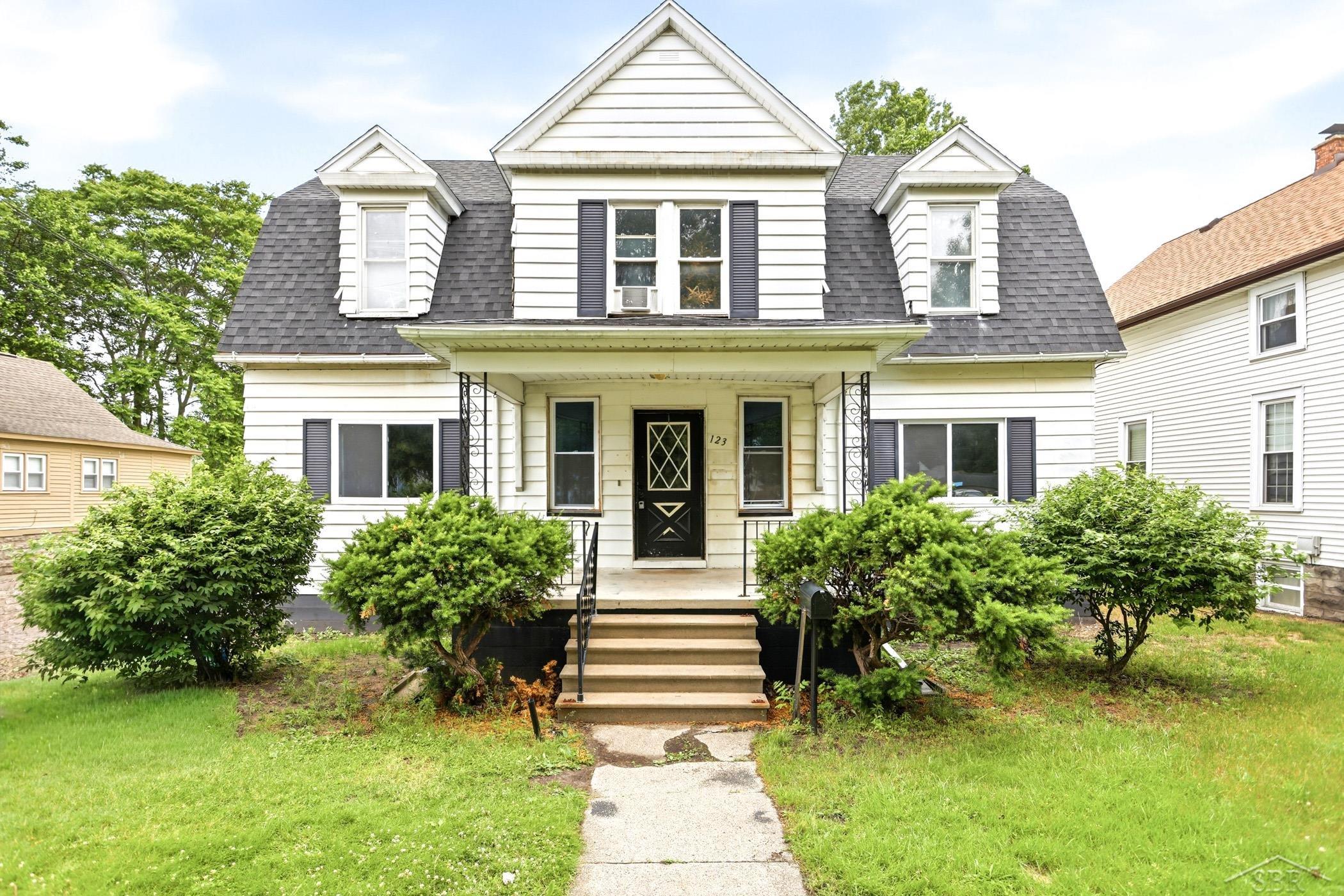 123 Woodside Lane, Bay City MI 48708 photo 1