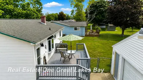 1639 Riviera Street, Saginaw MI 48604 photo 4