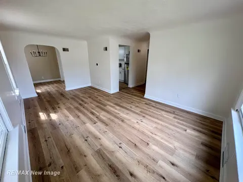 2335 Shattuck Road, Saginaw MI 48603 photo 2