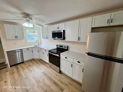 2335 Shattuck Road, Saginaw MI 48603 photo 4