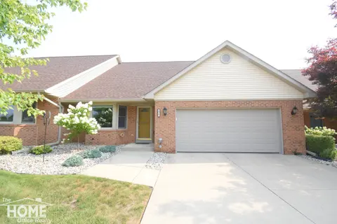 972 Chipman Lane, Owosso MI 48867 condo for sale