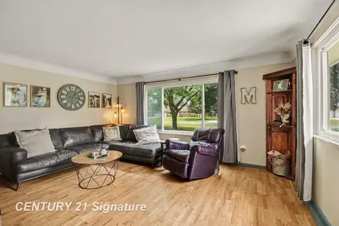 224 Barbara Lane, Saginaw MI 48601 photo 3