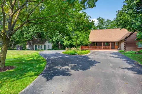 6500 N River Road, Freeland MI 48623 photo 3