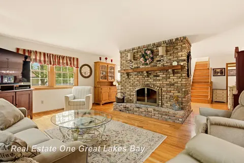 4905 Frontier Lane, Saginaw MI 48603 photo 5