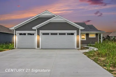 5875 Diamond Meadows Lane, Freeland MI 48623 home for sale