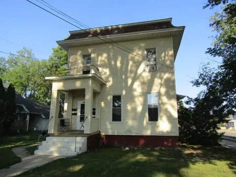 204 Michigan Avenue, Owosso MI 48867 multi-family property for sale