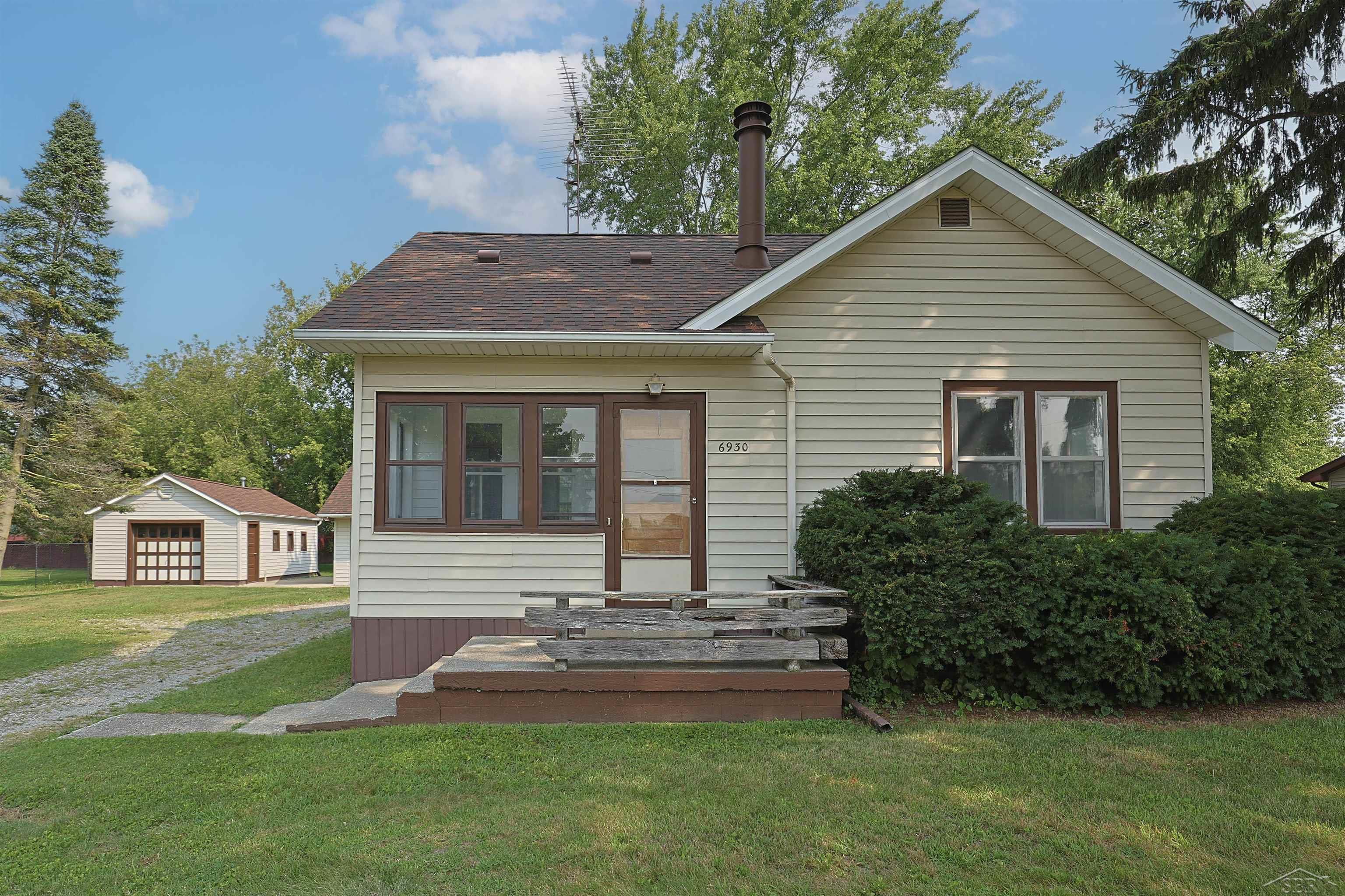 6930 Mccarty Road, Saginaw MI 48603 photo 1