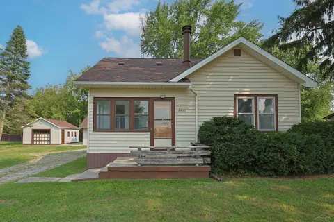 6930 Mccarty Road, Saginaw MI 48603 home for sale