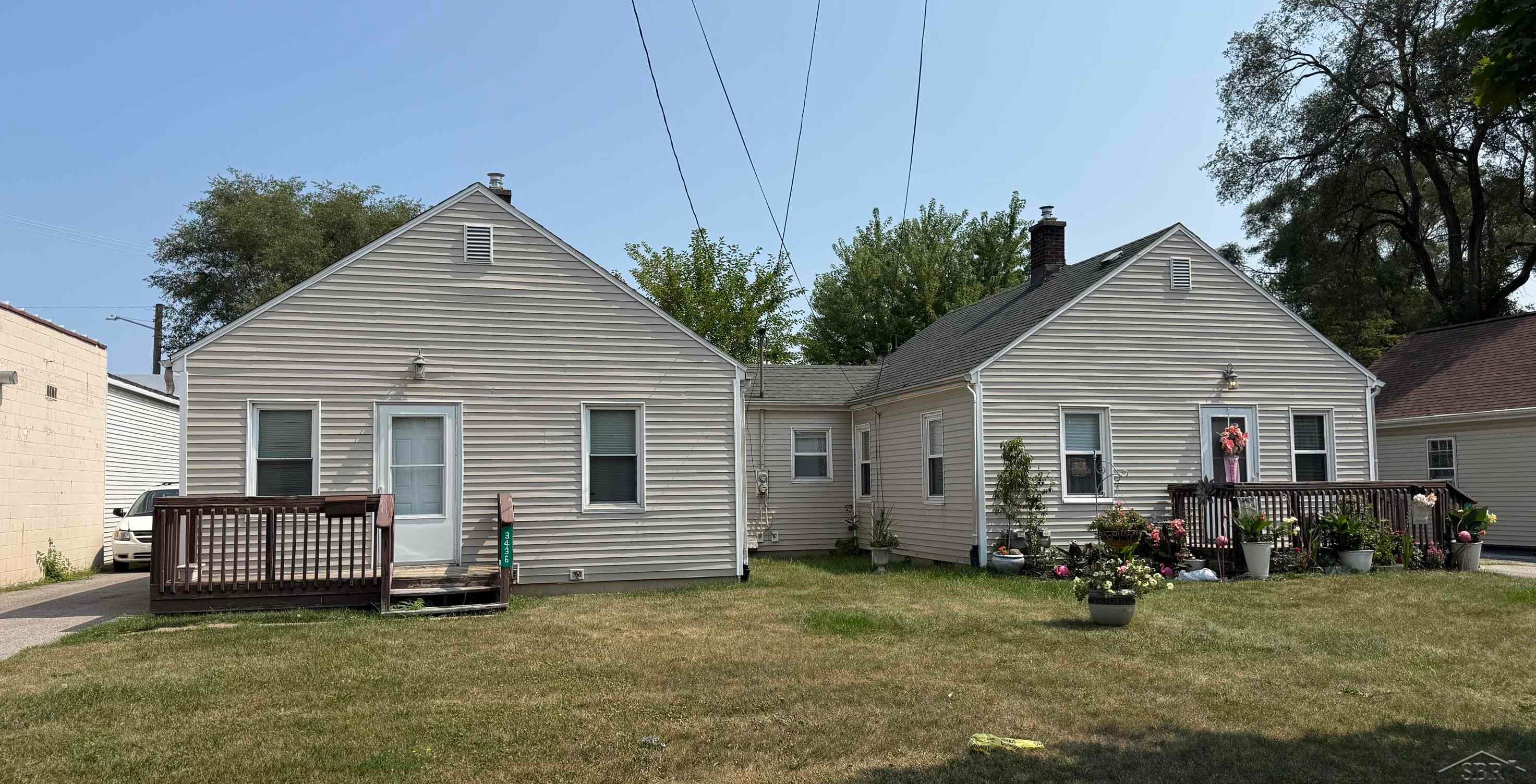 3432/3436 Court Street, Saginaw MI 48602 photo 1