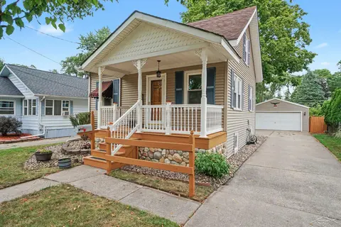 2412 N Charles Street, Saginaw MI 48602 home for sale
