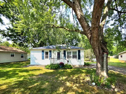 807 Borton Avenue, Essexville MI 48732 photo 2