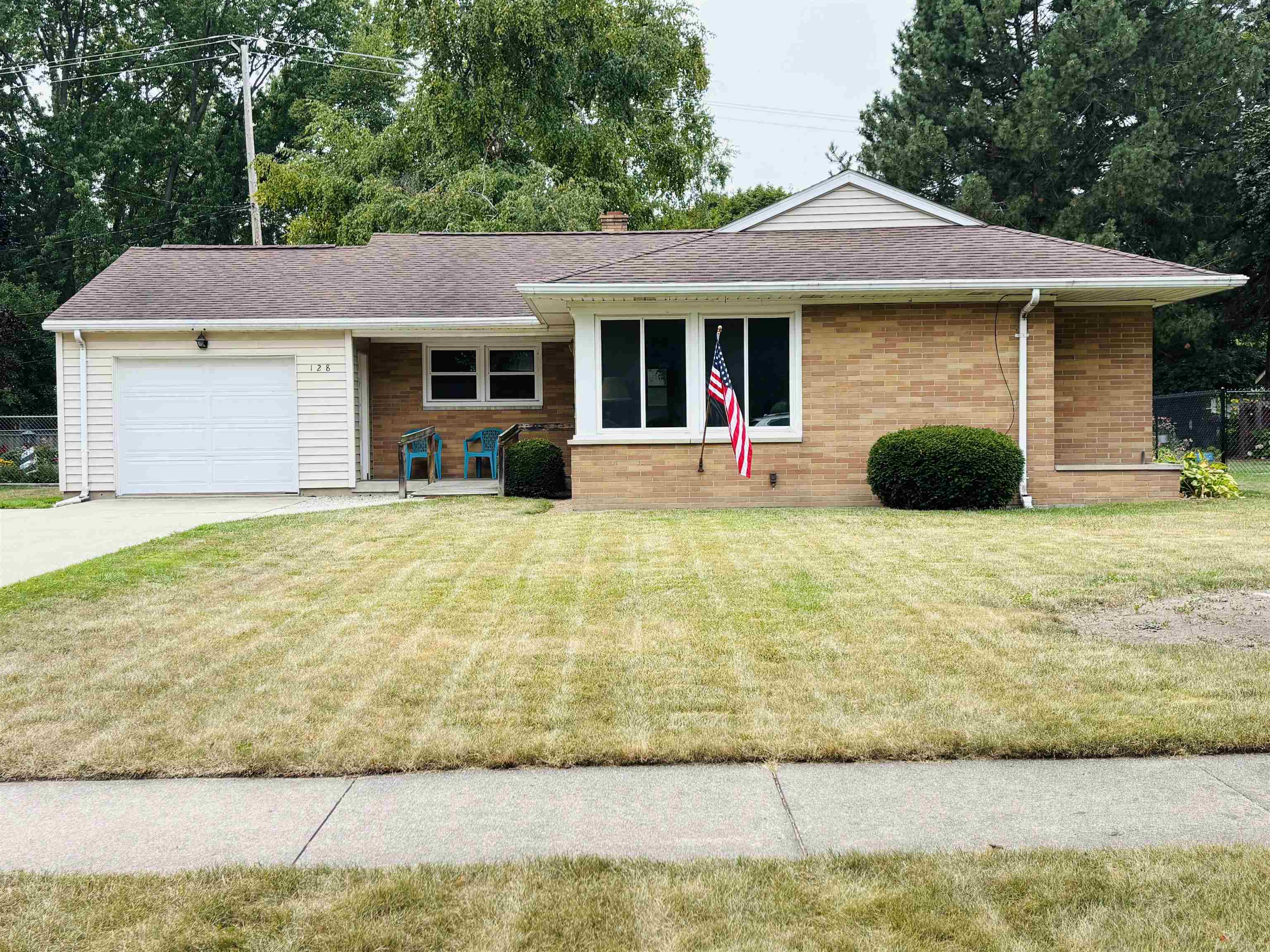 128 Beyerlein Street, Frankenmuth MI 48734 photo 1