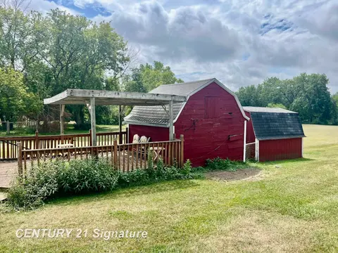 5935 Midland Road, Freeland MI 48623 photo 5