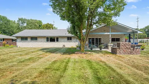 6371 Birchview Drive, Saginaw MI 48609 photo 3