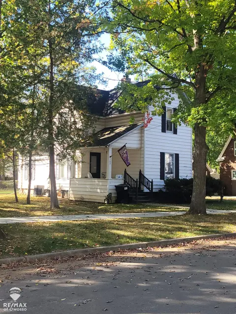 709 Lee Street, Owosso MI 48867 home for sale