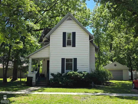 709 Lee Street, Owosso MI 48867 photo 2