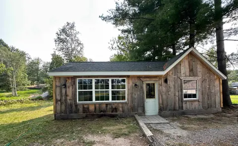 504 Hilo Road, Gladwin MI 48624 photo 2