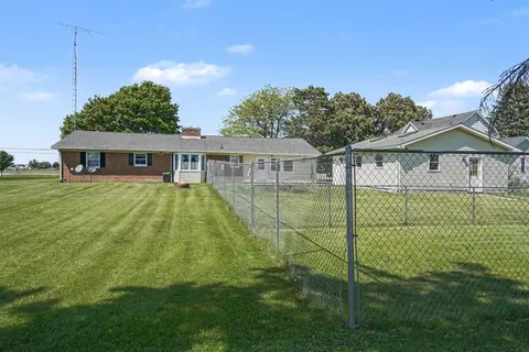 4925 W Freeland Rd Road, Saginaw MI 48604 photo 4