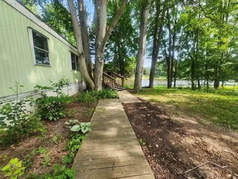 7946 Manitonka Lane, Lake MI 48632 photo 5
