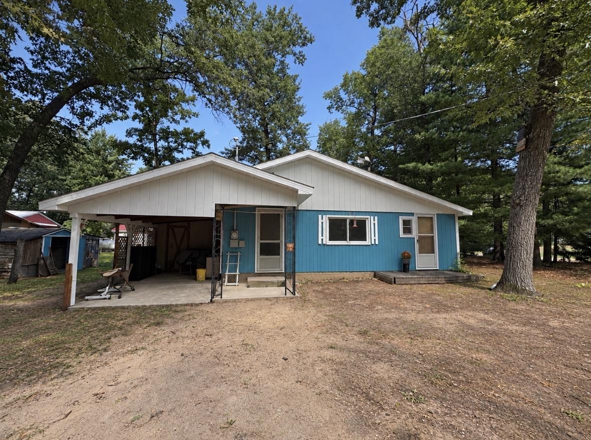 2779 Ivan Street, Harrison MI 48625 photo 1