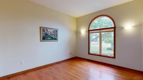 3227 Setting Sun Boulevard, Saginaw MI 48603 photo 5