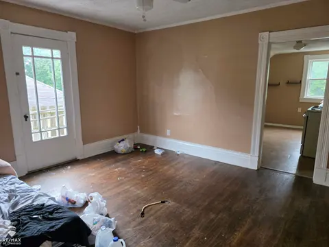 633 N Water Street, Owosso MI 48867 photo 5