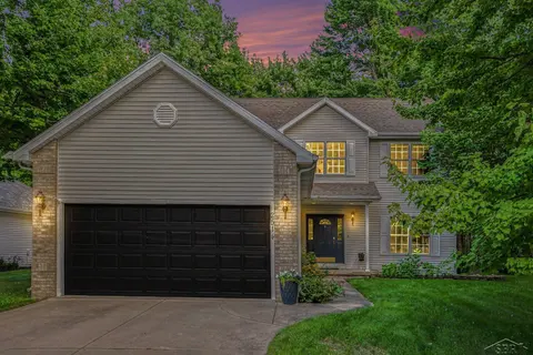 2514 Greenwich Cir Street, Midland MI 48642 home for sale