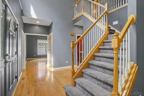 2514 Greenwich Cir Street, Midland MI 48642 photo 4
