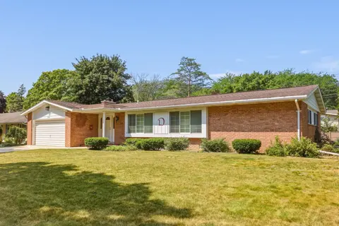 248 Frank Road, Frankenmuth MI 48734 photo 2
