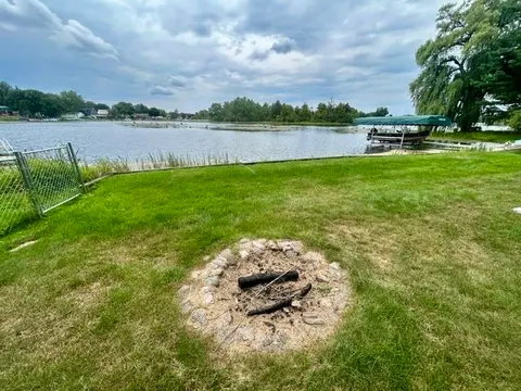645 Peace Haven Street, Gladwin MI 48624 photo 2