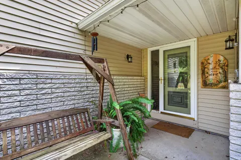 615 W Cole Road, Midland MI 48657 photo 5