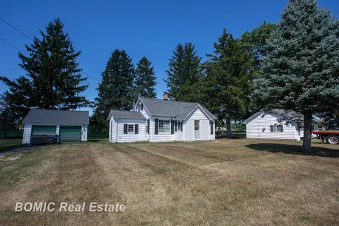 3977 Busch Road, Birch Run MI 48415 photo 2