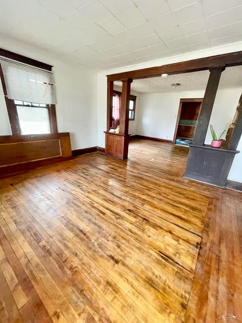 2621 Eddy Street, Saginaw MI 48604-2408 photo 4