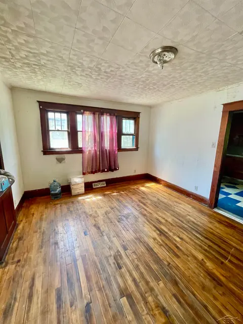 2621 Eddy Street, Saginaw MI 48604-2408 photo 5