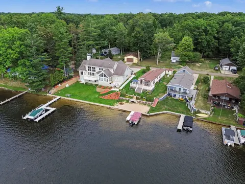 1260 Hillcrest Drive, Lake MI 48632 photo 5