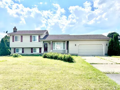 1434 S Vernon Road, Corunna MI 48817 home for sale