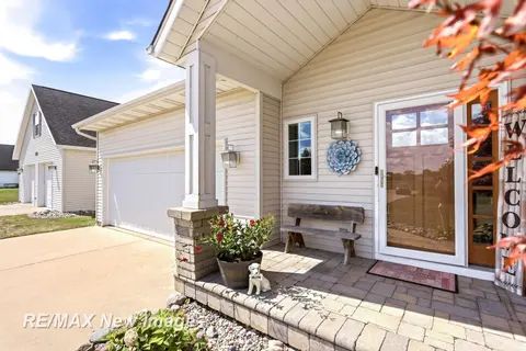 4881 N Gleaner Road, Freeland MI 48623 photo 3