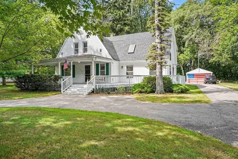 800 S Center Road, Saginaw MI 48638 photo 2