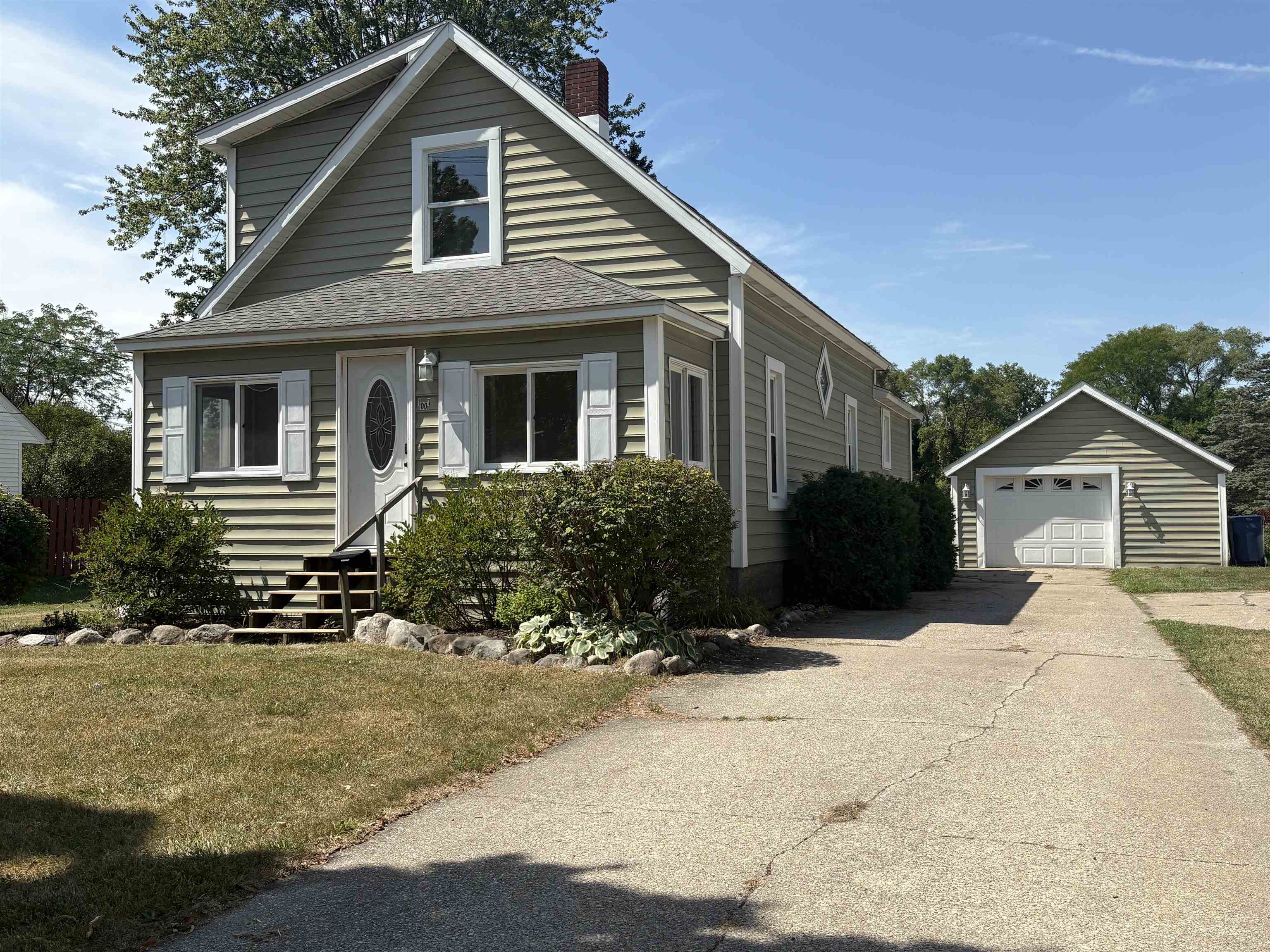 1001 Joseph Street, Bay City MI 48706 photo 1