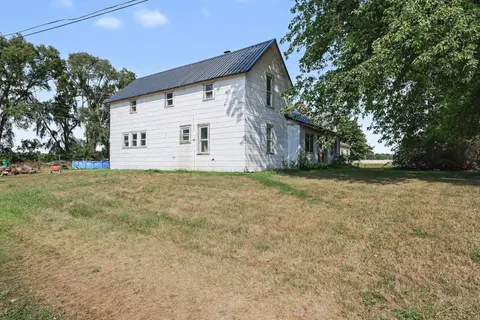 490 W Saginaw Street, Breckenridge MI 48615 photo 2
