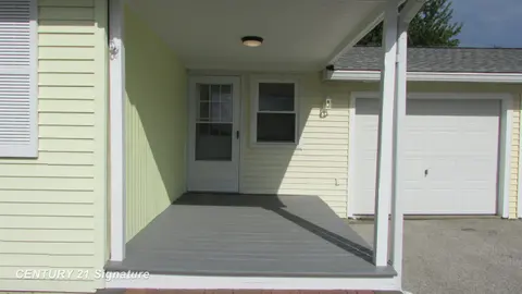 7417 Mackinaw Road, Bay City MI 48706 photo 2